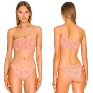 NWOT L*Space Axel Top